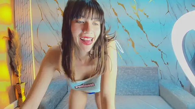 Isabella Blondetf online show from 10/30/25, 01:12