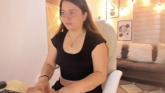 sophiee09  online show from 10/24/25, 01:51