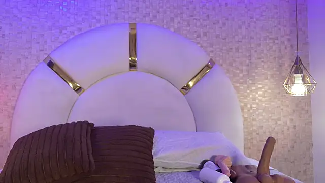 paulina cano online show from 11/05/25, 07:25