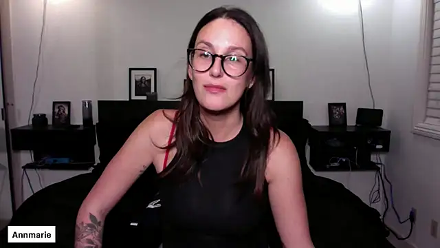 annmarieferrara online show from 10/22/25, 02:34