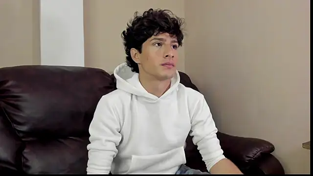 Xam Collen online show from 11/29/25, 04:21