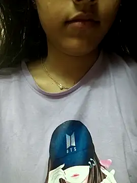 Snapshot of reetika6375 chatting on 03/14/26, 10:15 reetika6375 online show from 03/14/26, 10:15