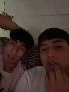 Snapshot of sky-wolves chatting on 01/18/26, 09:07 sky-wolves online show from 01/18/26, 09:07