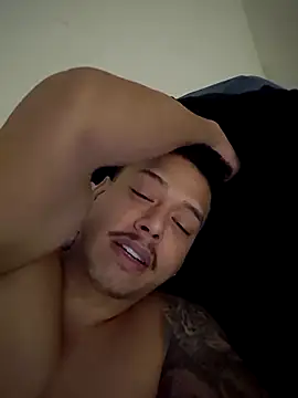 Snapshot of maicon9339 chatting on 10/29/25, 11:06 maicon9339 online show from 10/29/25, 11:06