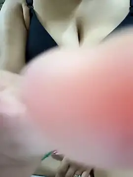 Snapshot of sexyPriya2121 chatting on 03/30/26, 10:05 sexyPriya2121 online show from 03/30/26, 10:05