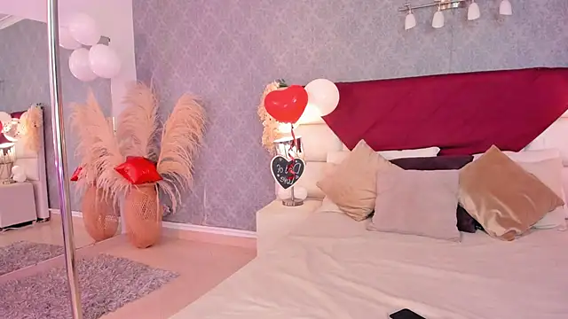 Celeste Amber online show from 02/15/26, 07:43