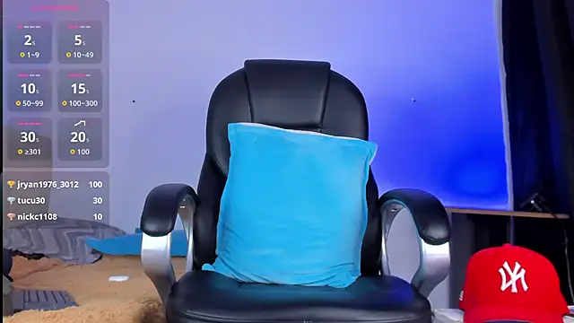 denis munera online show from 10/15/25, 09:48