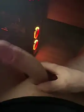 jstntz online show from 12/18/25, 11:55