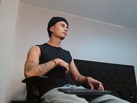 jaico santos online show from 09/17/25, 11:06