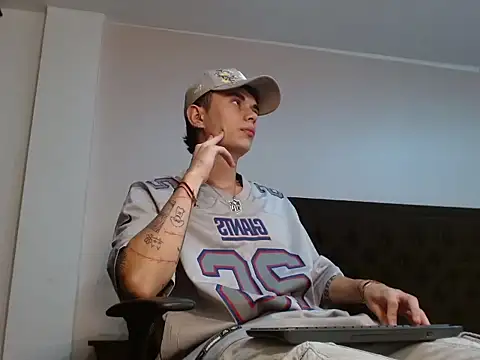 jaico santos online show from 09/25/25, 11:19