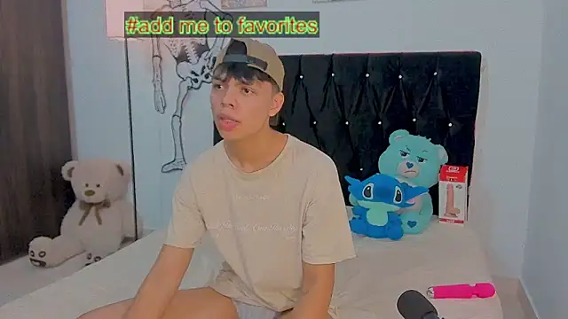 Zacktorres  online show from 10/25/25, 10:15