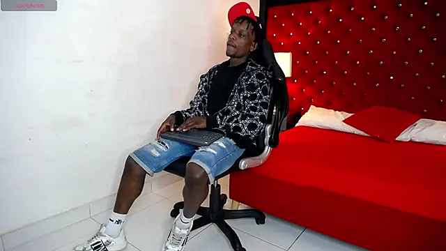 SkylerBigxxx online show from 09/22/25, 03:19