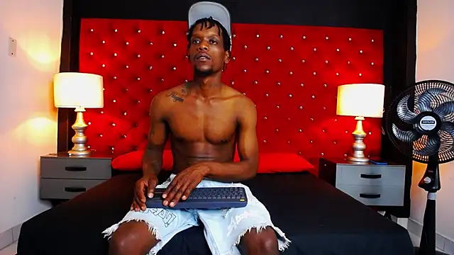 SkylerBigxxx online show from 11/07/25, 03:50