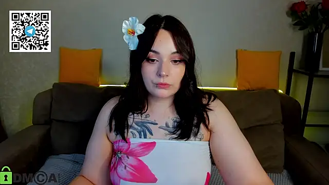 Mia R0ss online show from 10/21/25, 01:06