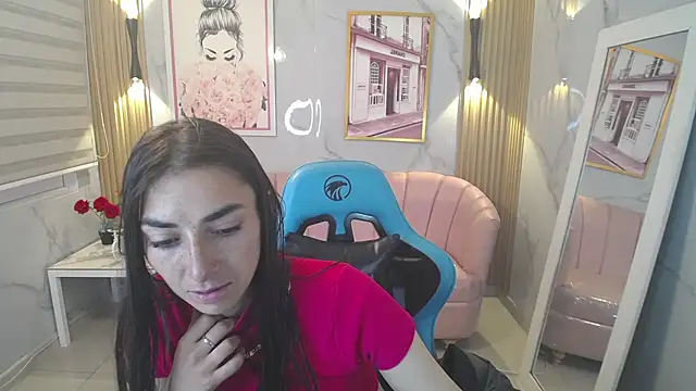 Maily a  online show from 01/06/26, 03:43