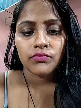 Jasmine Januja online show from 05/07/26, 03:23