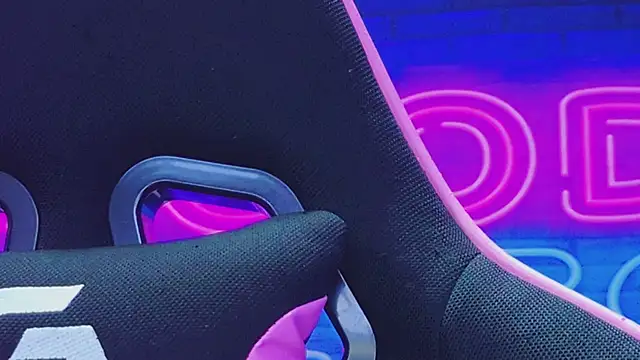 CoraVex online show from 02/06/26, 05:12