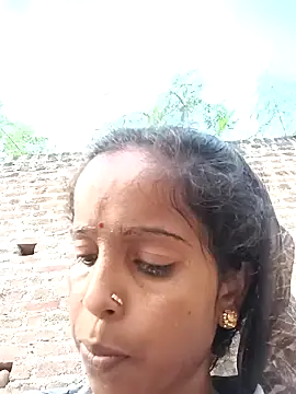 Snapshot of Km_kalpna chatting on 09/20/25, 11:44 Km kalpna online show from 09/20/25, 11:44