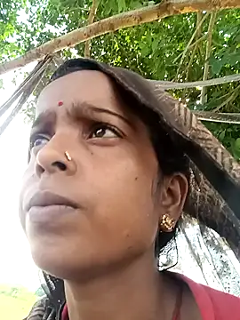 Snapshot of Km_kalpna chatting on 09/28/25, 08:52 Km kalpna online show from 09/28/25, 08:52