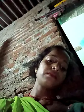 Snapshot of Km_kalpna chatting on 10/07/25, 02:25 Km kalpna online show from 10/07/25, 02:25