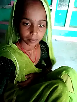 Snapshot of Km_kalpna chatting on 10/12/25, 04:44 Km kalpna online show from 10/12/25, 04:44