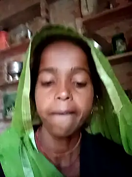 Snapshot of Km_kalpna chatting on 10/13/25, 01:16 Km kalpna online show from 10/13/25, 01:16