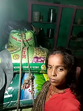 Snapshot of Km_kalpna chatting on 10/13/25, 03:23 Km kalpna online show from 10/13/25, 03:23