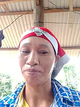 donna-bae online show from 11/23/25, 02:55