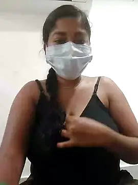 Snapshot of TAMIL_AMMUKUTTYY chatting on 09/24/25, 07:39 TAMIL AMMUKUTTYY online show from 09/24/25, 07:39