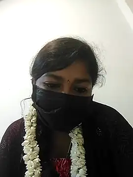 Snapshot of TAMIL_AMMUKUTTYY chatting on 10/10/25, 07:51 TAMIL AMMUKUTTYY online show from 10/10/25, 07:51