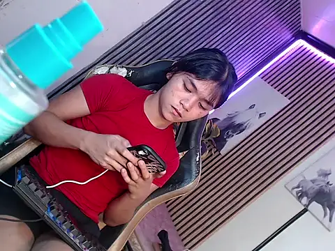 sweet athena online show from 04/14/26, 10:27