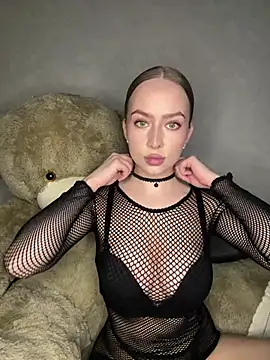 MissOyee online show from 03/05/26, 04:58