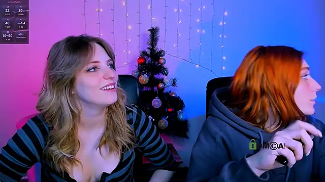 Snapshot of casey_meow_ chatting on 12/21/25, 09:49 casey meow online show from 12/21/25, 09:49