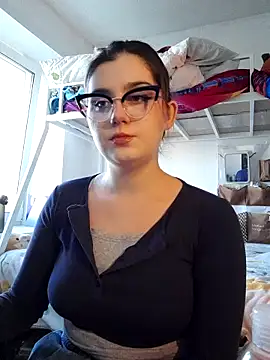 Snapshot of Luna_Moody chatting on 09/26/25, 01:48 Luna Moody online show from 09/26/25, 01:48