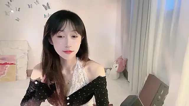 ai-ai-mi online show from 10/28/25, 04:49