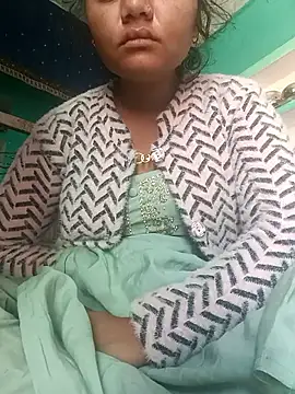 Hot Shredha online show from 11/28/25, 04:26