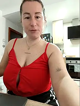 bichota85 online show from 01/10/26, 11:12