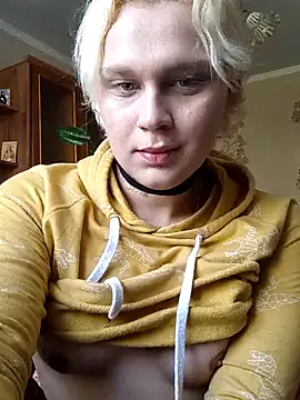Snapshot of MargoShein chatting on 09/26/25, 11:03 MargoShein online show from 09/26/25, 11:03