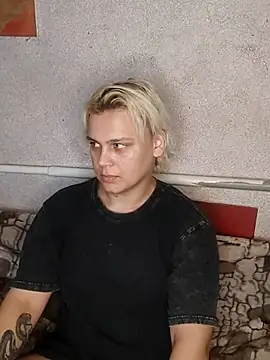 Snapshot of MargoShein chatting on 10/30/25, 09:11 MargoShein online show from 10/30/25, 09:11