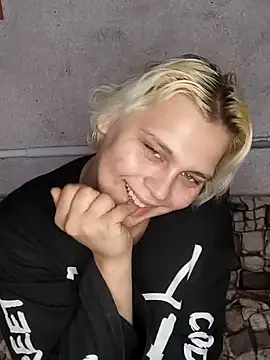 Snapshot of MargoShein chatting on 11/03/25, 09:21 MargoShein online show from 11/03/25, 09:21