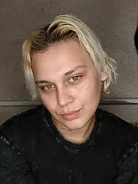 Snapshot of MargoShein chatting on 11/07/25, 08:31 MargoShein online show from 11/07/25, 08:31