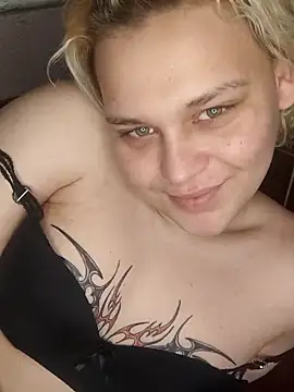 Snapshot of MargoShein chatting on 11/11/25, 07:08 MargoShein online show from 11/11/25, 07:08