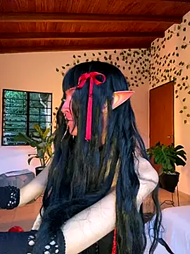 Snapshot of Nymphel1Moth chatting on 11/06/25, 10:43 Nymphel1Moth online show from 11/06/25, 10:43