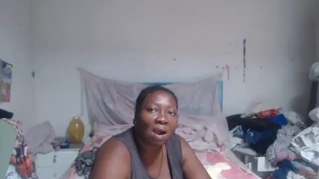 Snapshot of rachelexoticgirl chatting on 04/14/26, 04:46 rachelexoticgirl online show from 04/14/26, 04:46