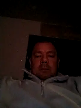 hugoboys4576 online show from 09/17/25, 04:58