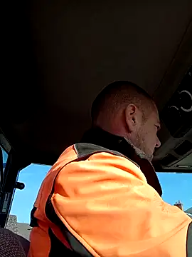 hugoboys4576 online show from 10/10/25, 08:57