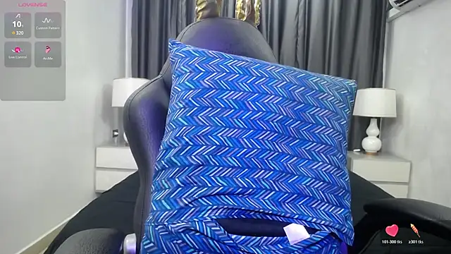 kashvi  online show from 12/03/25, 07:23