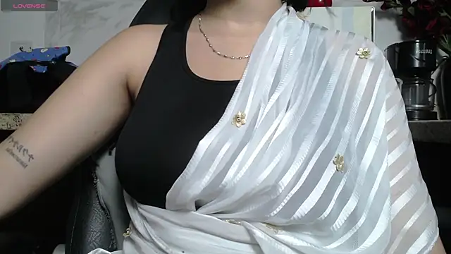 kashvi  online show from 06/17/26, 07:48