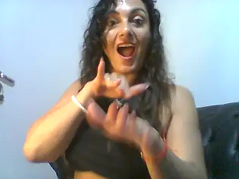 Snapshot of dulcefanny chatting on 04/21/26, 02:04 dulcefanny online show from 04/21/26, 02:04