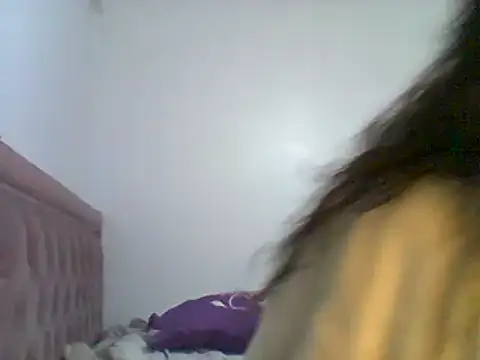 Snapshot of dulcefanny chatting on 05/12/26, 04:26 dulcefanny online show from 05/12/26, 04:26